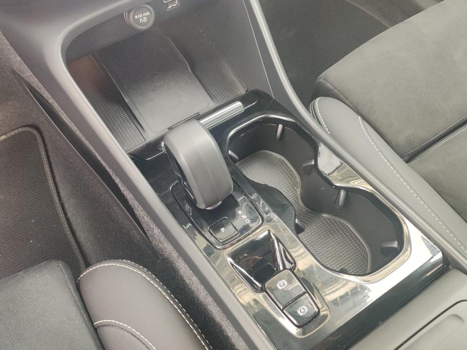 volvo-xc40-2024-gasolina-1477cc