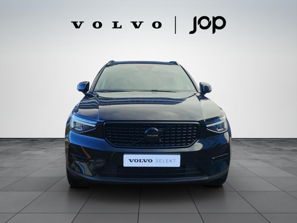 volvo-xc40-2025-gasolina-1969cc