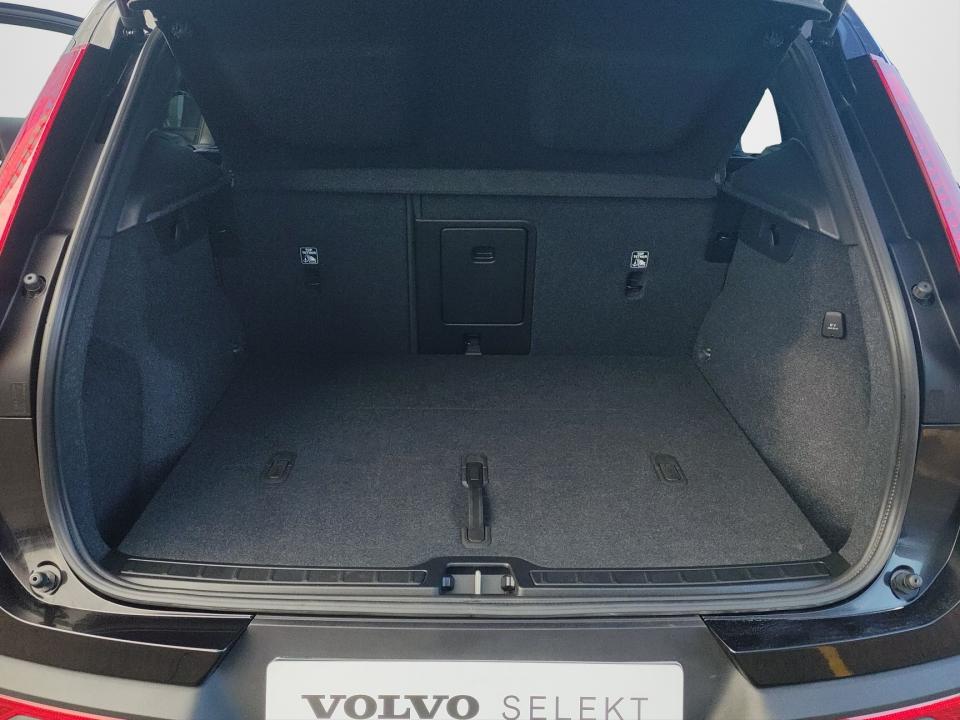 volvo-xc40-2025-gasolina-1969cc