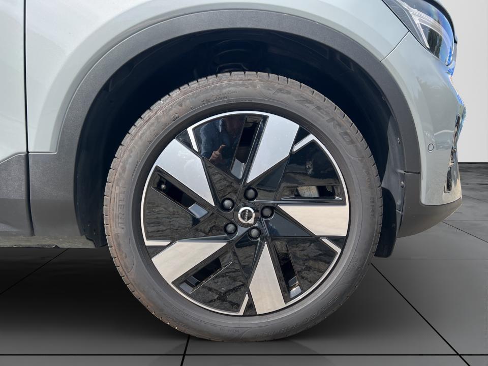 volvo-xc40-2023-eletrico-0cc