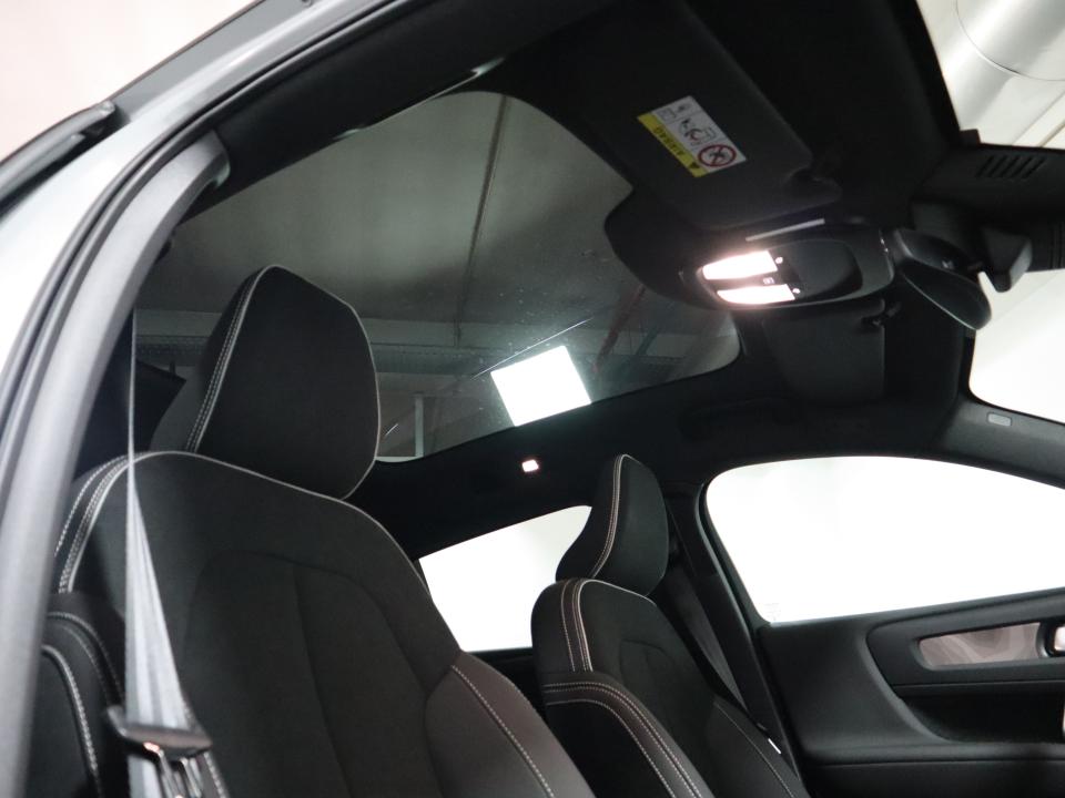 volvo-xc40-2023-eletrico-0cc