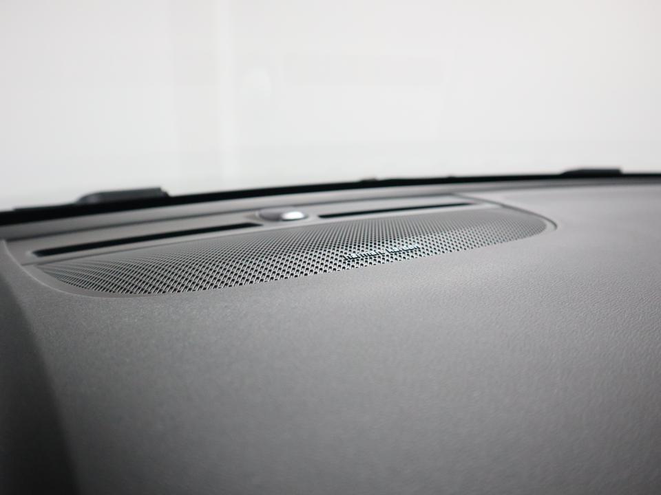 volvo-xc40-2023-eletrico-0cc