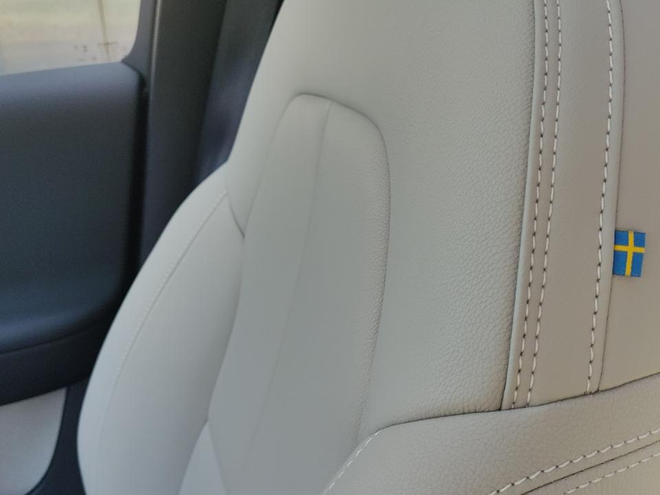 volvo-xc40-2026-gasolina-1969cc