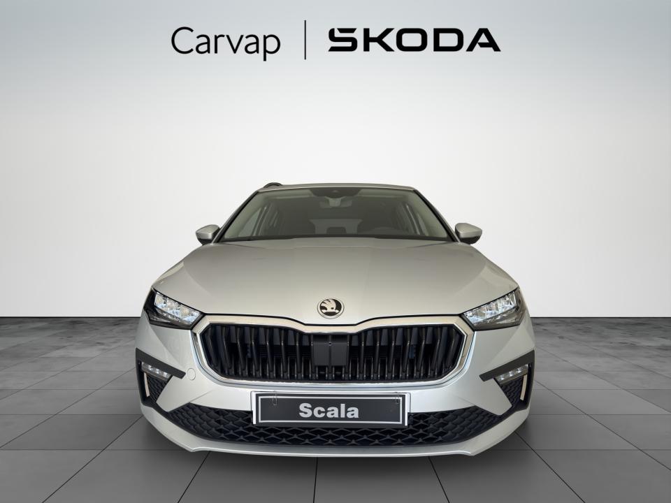 skoda-scala-2025-gasolina-999cc