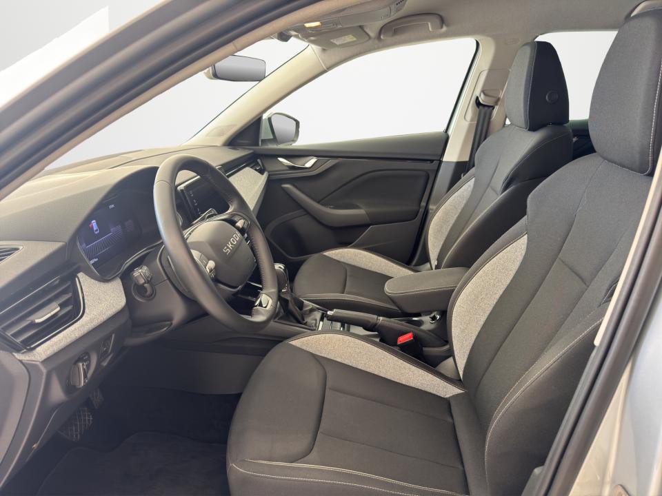 skoda-scala-2025-gasolina-999cc