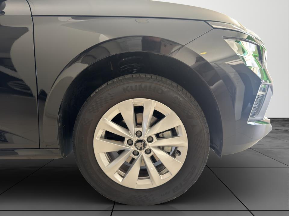 skoda-kamiq-2025-gasolina-999cc