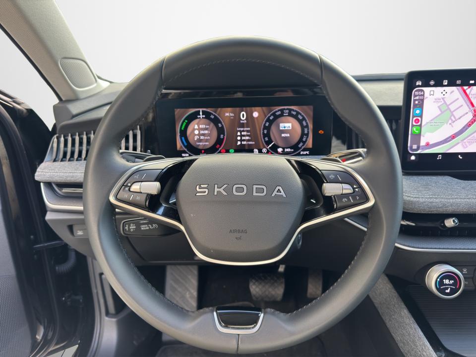 skoda-superb-2025-hibrido-1498cc