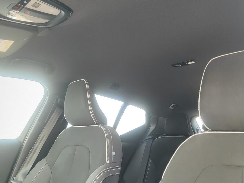 volvo-xc40-2025-gasolina-1969cc