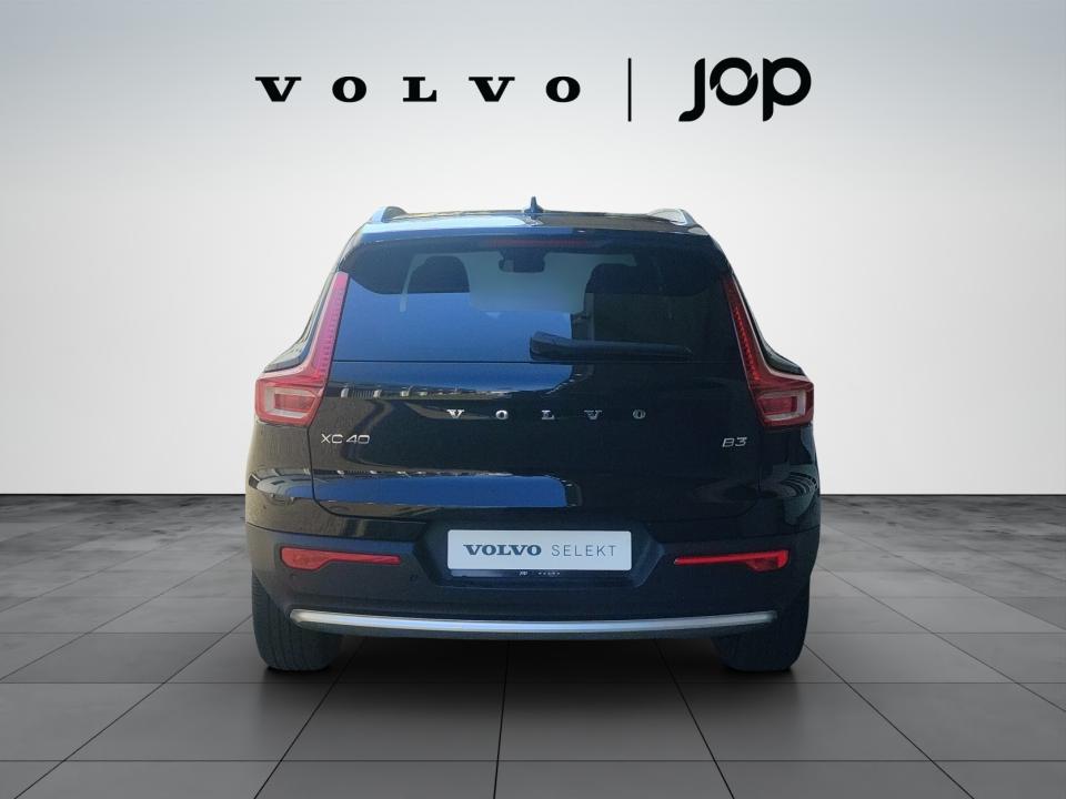 volvo-xc40-2025-gasolina-1969cc