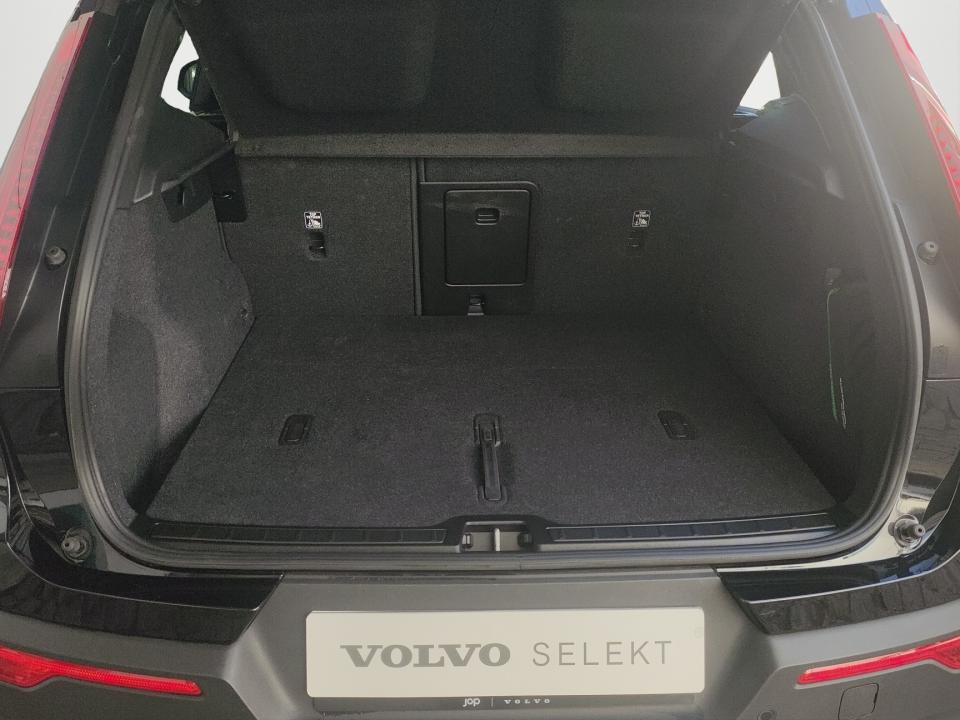 volvo-xc40-2025-gasolina-1969cc