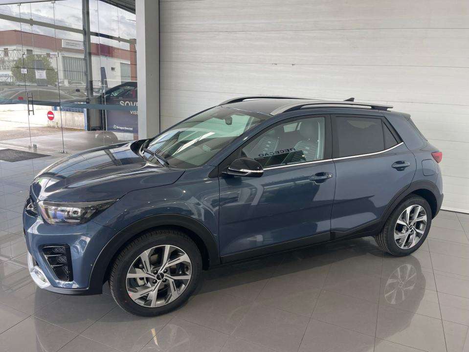 kia-stonic-2024-gasolina-998cc