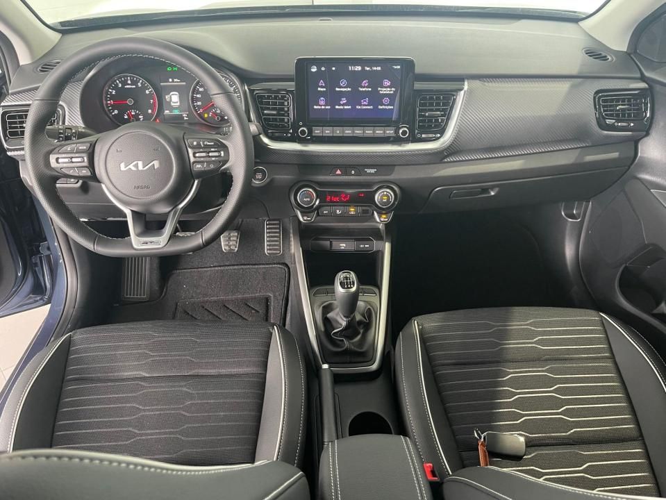 kia-stonic-2024-gasolina-998cc