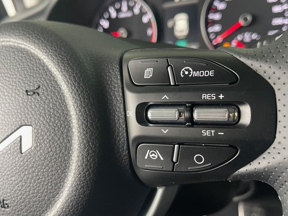 kia-stonic-2024-gasolina-998cc