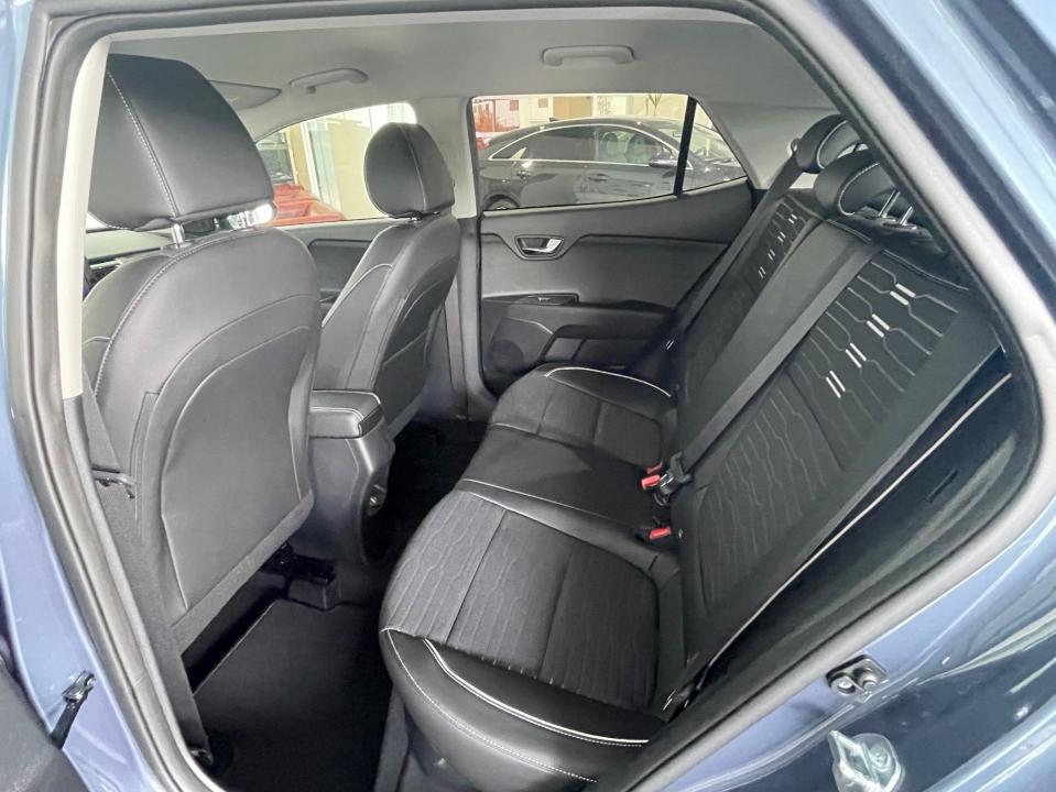 kia-stonic-2024-gasolina-998cc