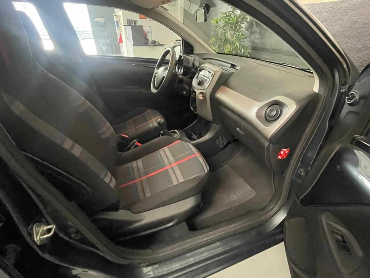 peugeot-108-1-0-vti-2015-gasolina-998cc