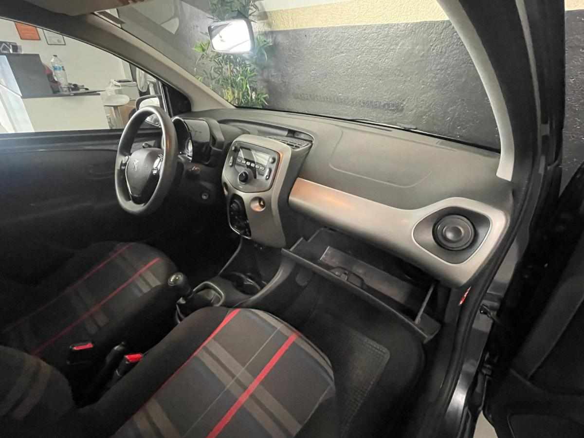 peugeot-108-1-0-vti-2015-gasolina-998cc