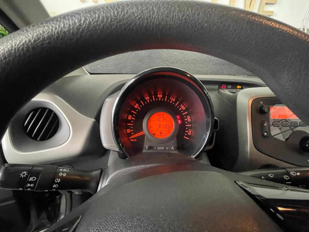 peugeot-108-1-0-vti-2015-gasolina-998cc