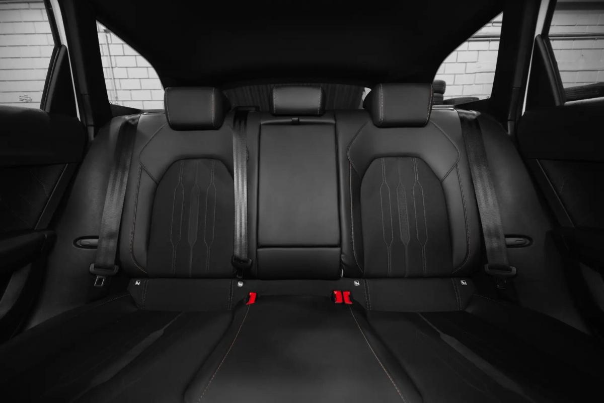 cupra-leon-sportstourer-2023-hibrido-a-gasolina-1395cc