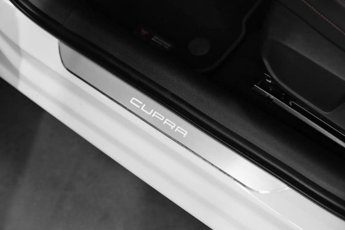 cupra-leon-sportstourer-2023-hibrido-a-gasolina-1395cc