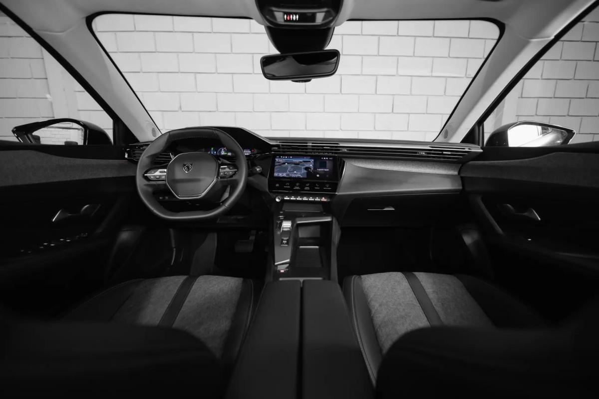 peugeot-408-2023-hibrido-a-gasolina-1598cc