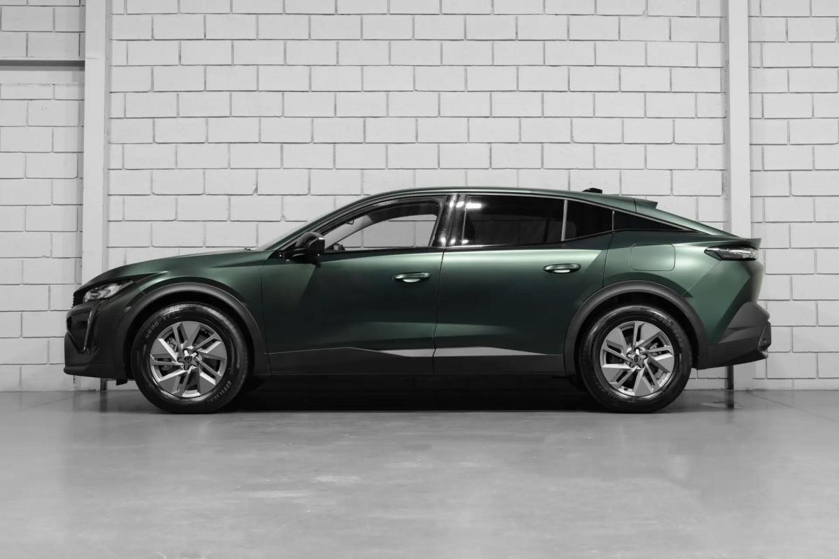 peugeot-408-2023-hibrido-a-gasolina-1598cc