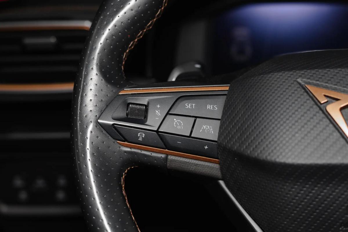 cupra-formentor-2023-hibrido-a-gasolina-1395cc