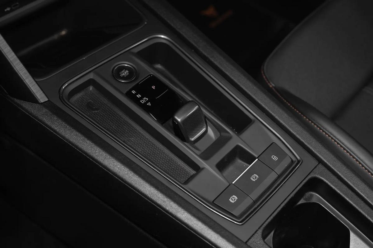 cupra-formentor-2023-hibrido-a-gasolina-1395cc