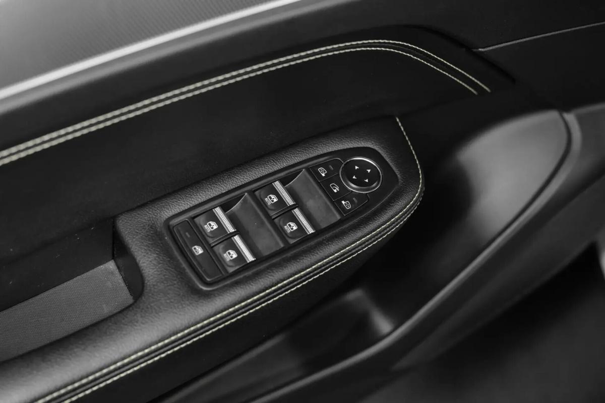 renault-arkana-2024-hibrido-a-gasolina-1598cc
