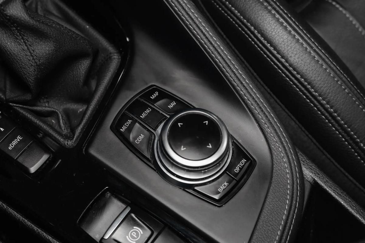 bmw-x2-xdrive25e-2023-hibrido-a-gasolina-1499cc