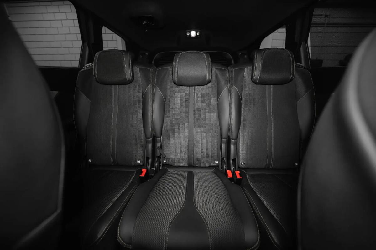 peugeot-5008-2023-gasolina-1199cc