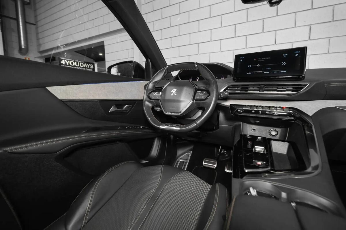 peugeot-5008-2023-gasolina-1199cc