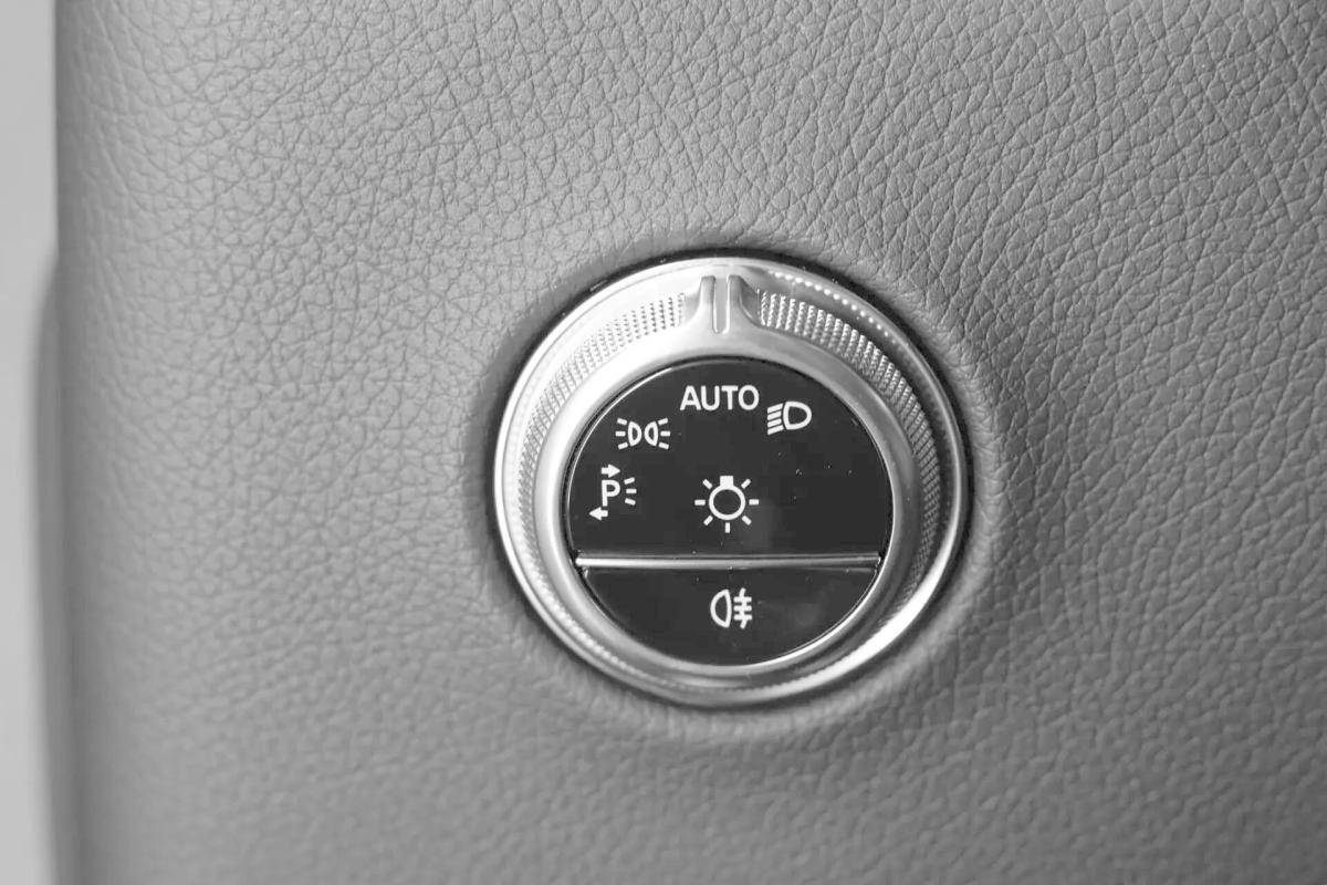 mercedes-benz-glc-2024-hibrido-a-gasolina-1999cc