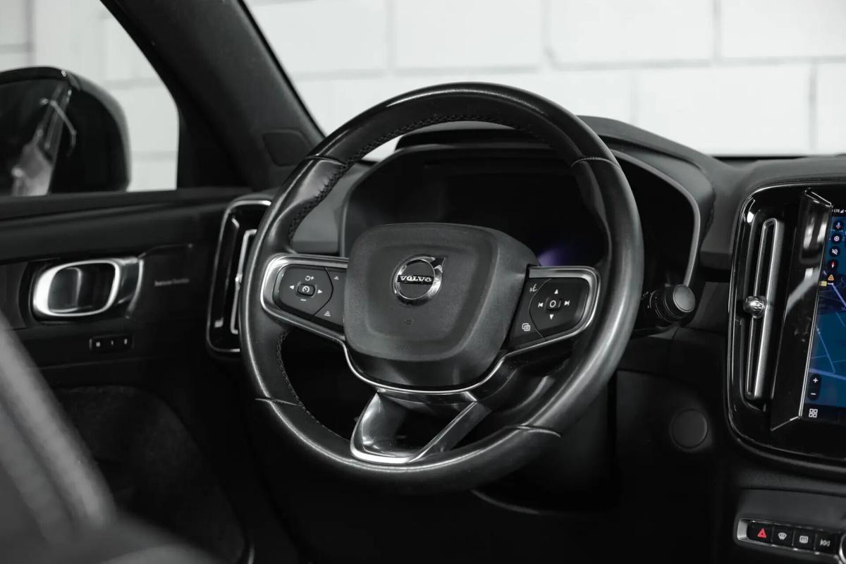 volvo-c40-2023-eletrico-0cc
