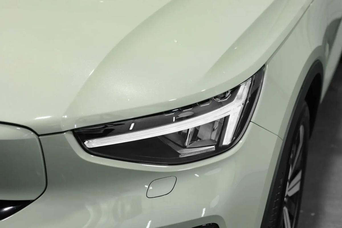 volvo-c40-2023-eletrico-0cc