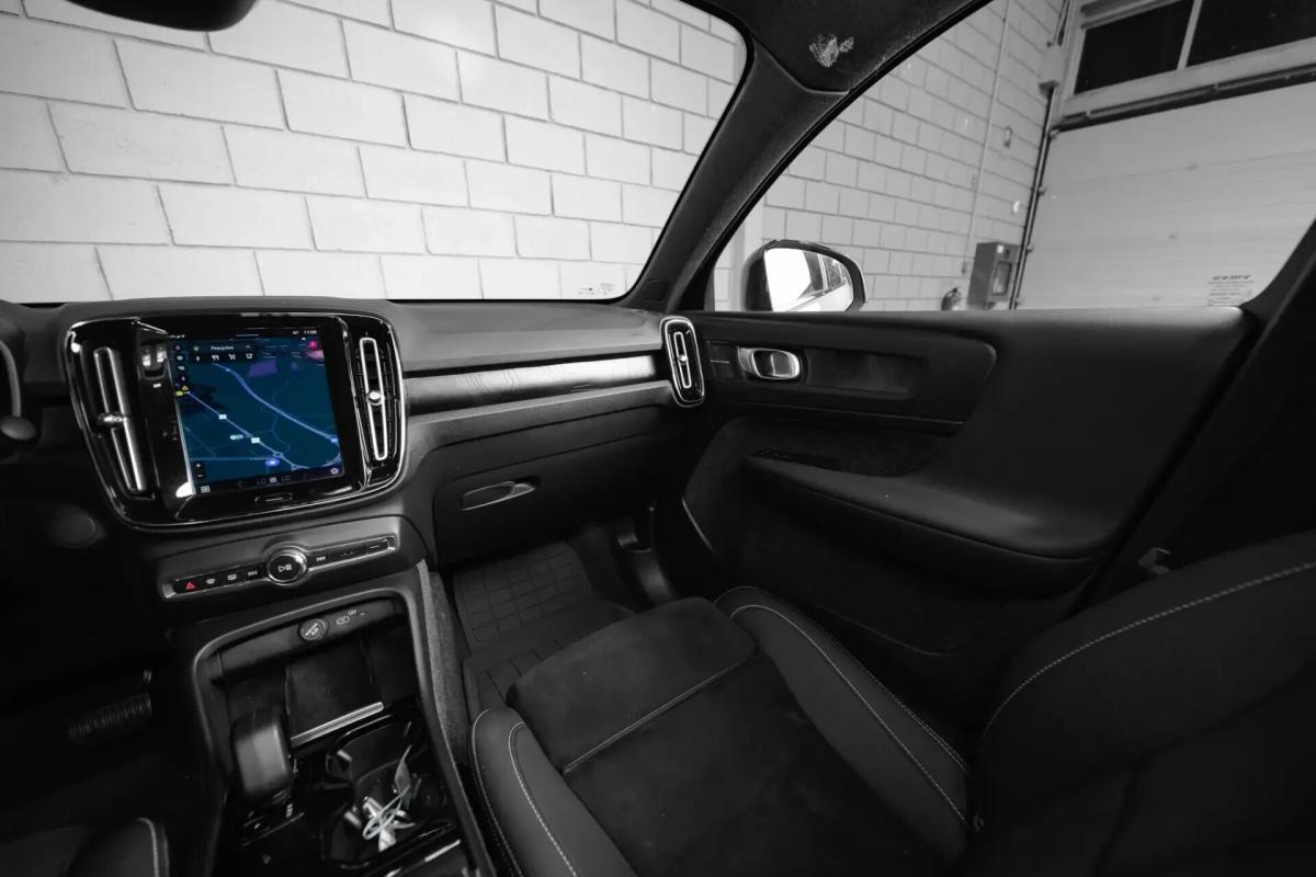 volvo-c40-2023-eletrico-0cc