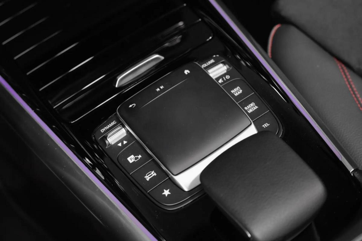 mercedes-benz-gla-2022-hibrido-a-gasolina-1332cc