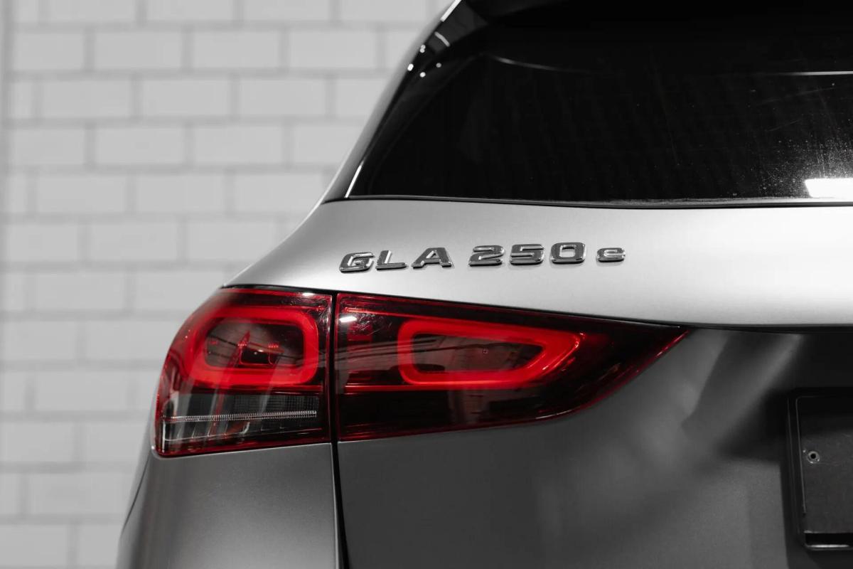 mercedes-benz-gla-2022-hibrido-a-gasolina-1332cc