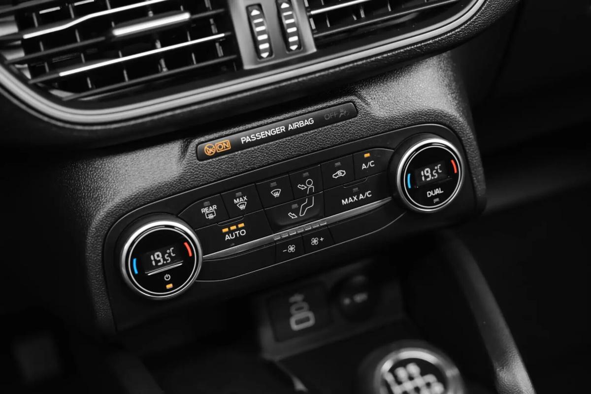 ford-focus-2022-gasolina-998cc