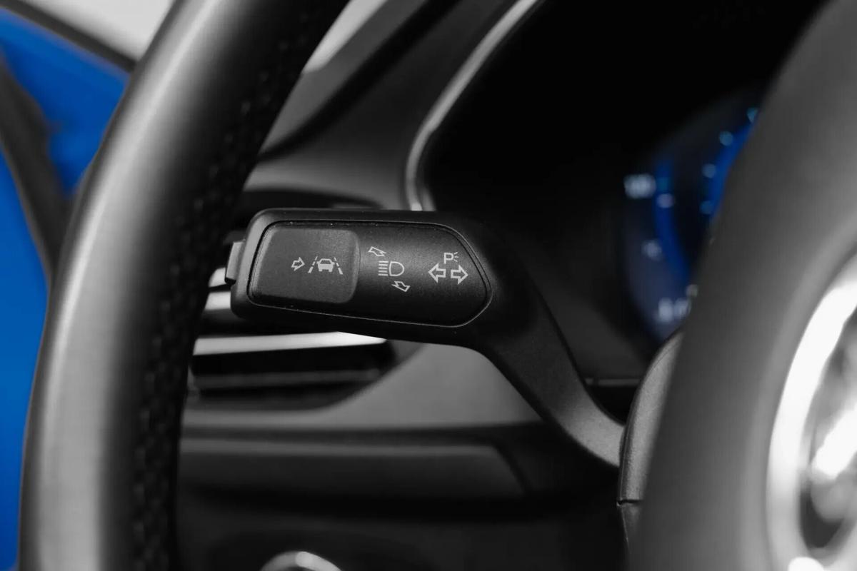 ford-focus-2023-gasolina-998cc