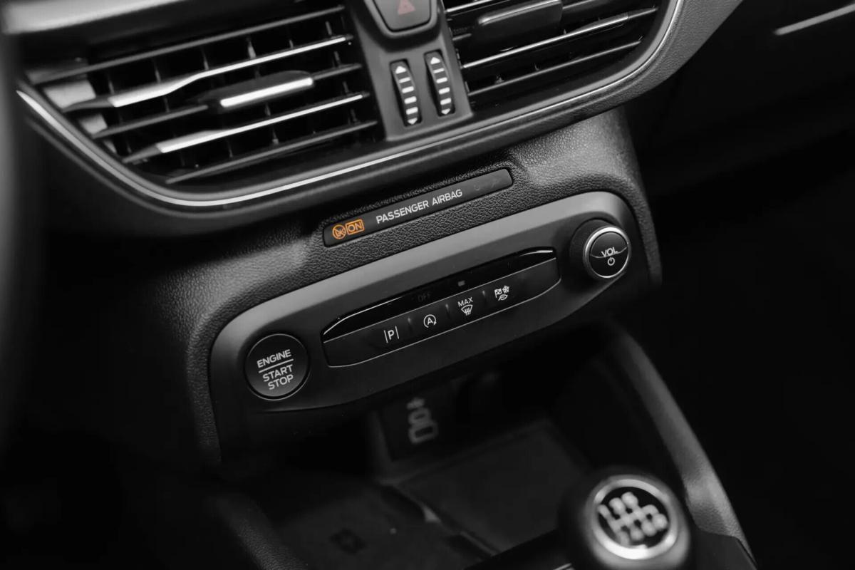 ford-focus-2023-gasolina-998cc