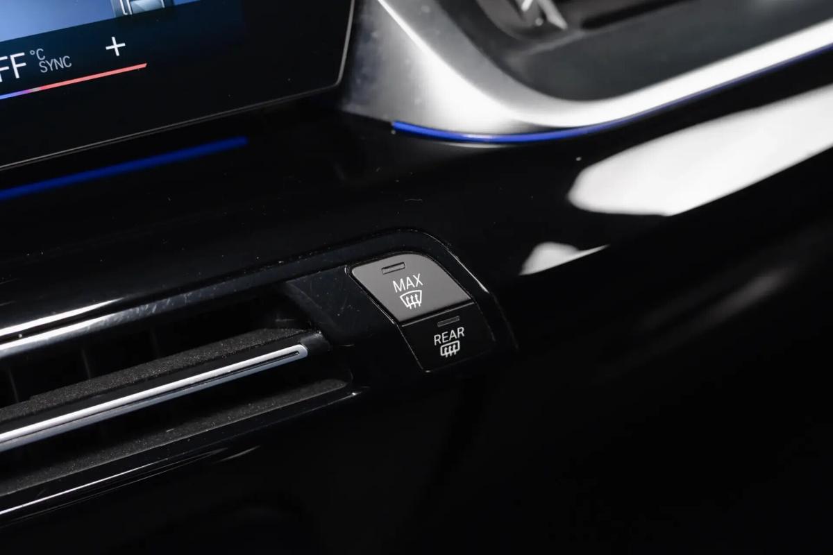 bmw-x1-2023-hibrido-a-gasolina-1499cc