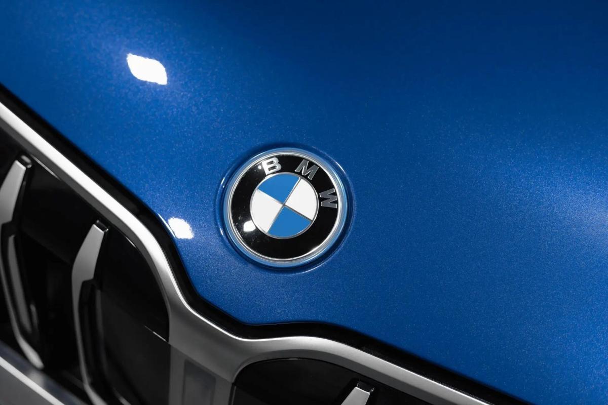 bmw-x1-2023-hibrido-a-gasolina-1499cc
