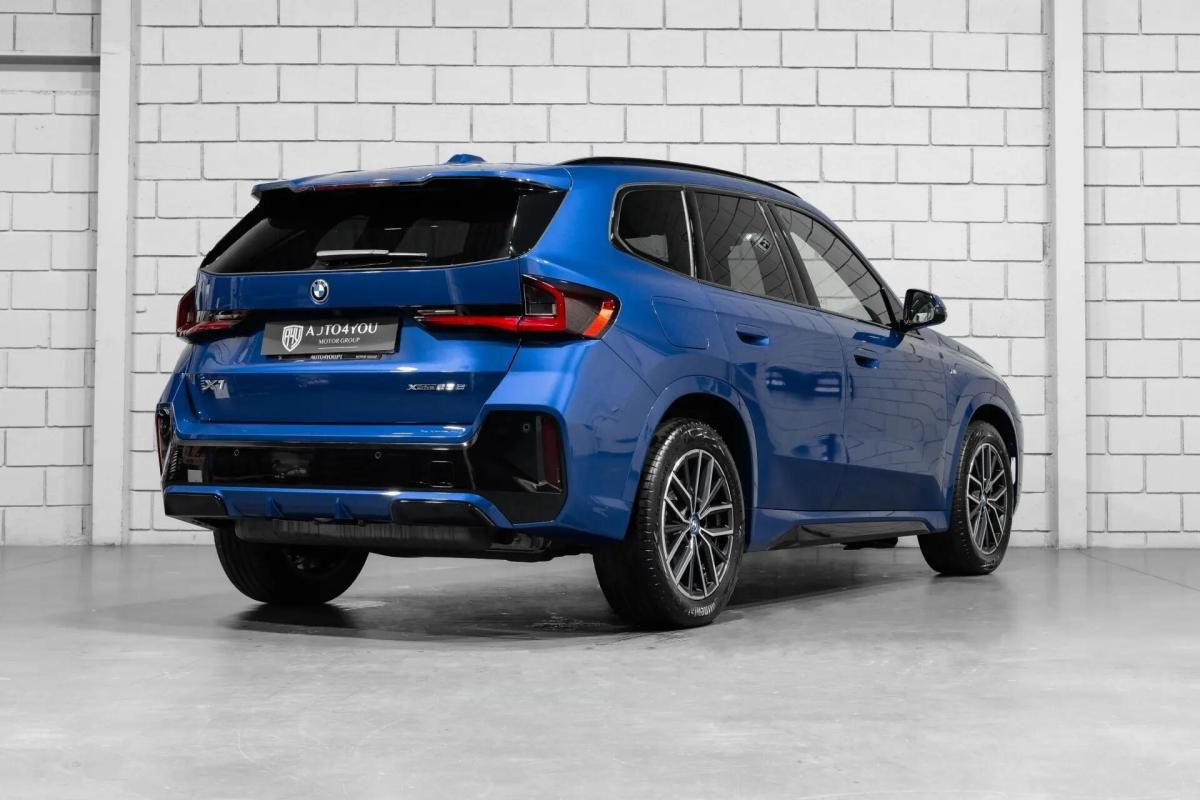 bmw-x1-2023-hibrido-a-gasolina-1499cc