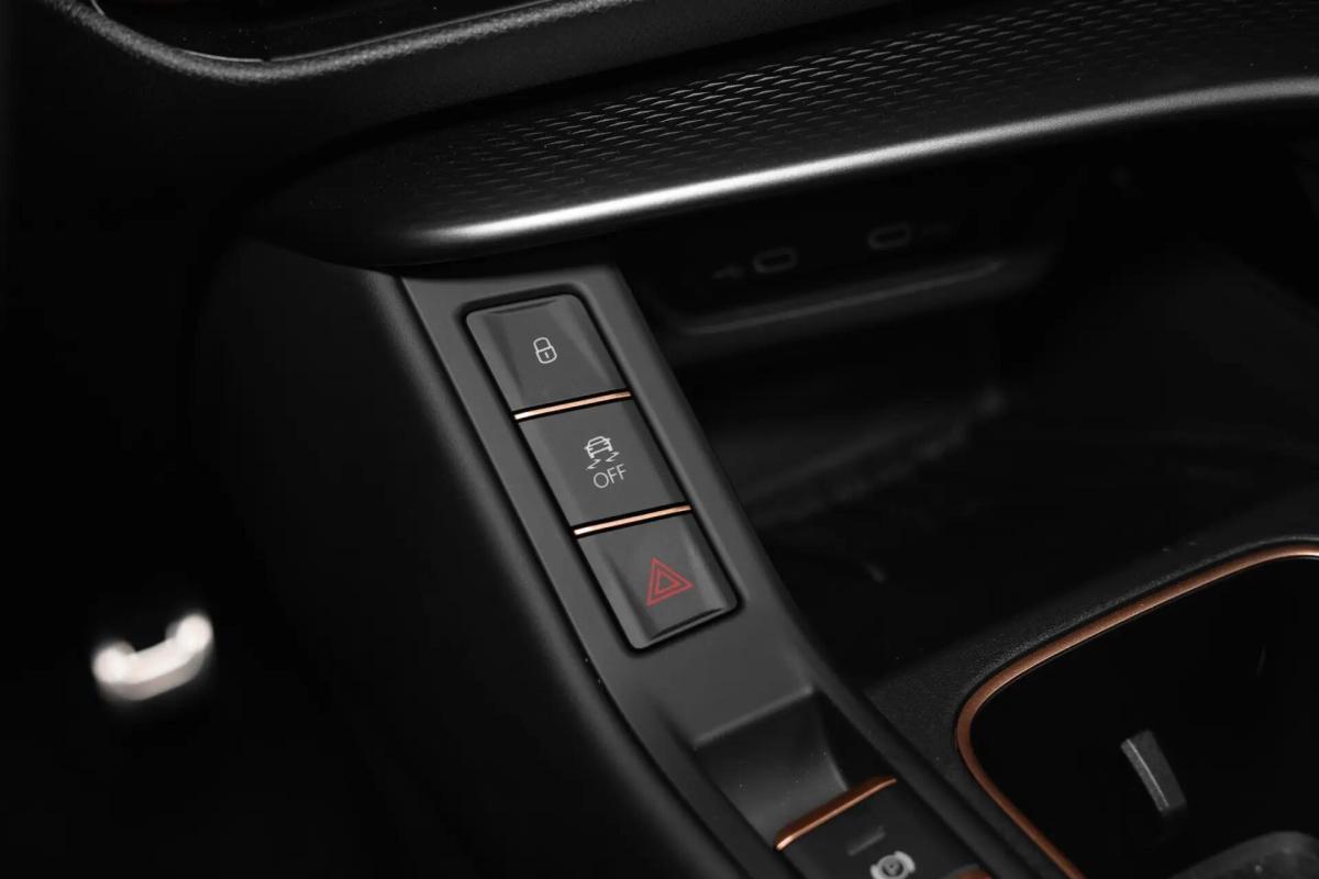 cupra-terramar-2025-hibrido-a-gasolina-1498cc