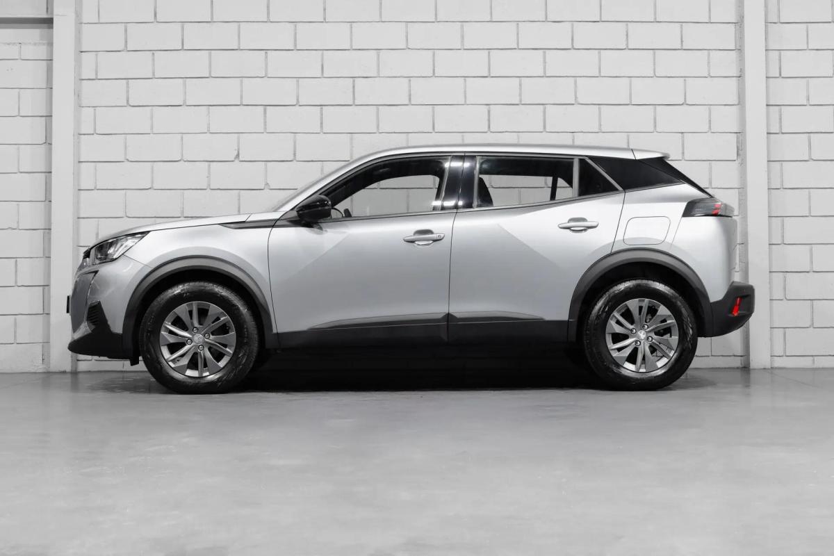 peugeot-2008-2022-gasolina-1199cc