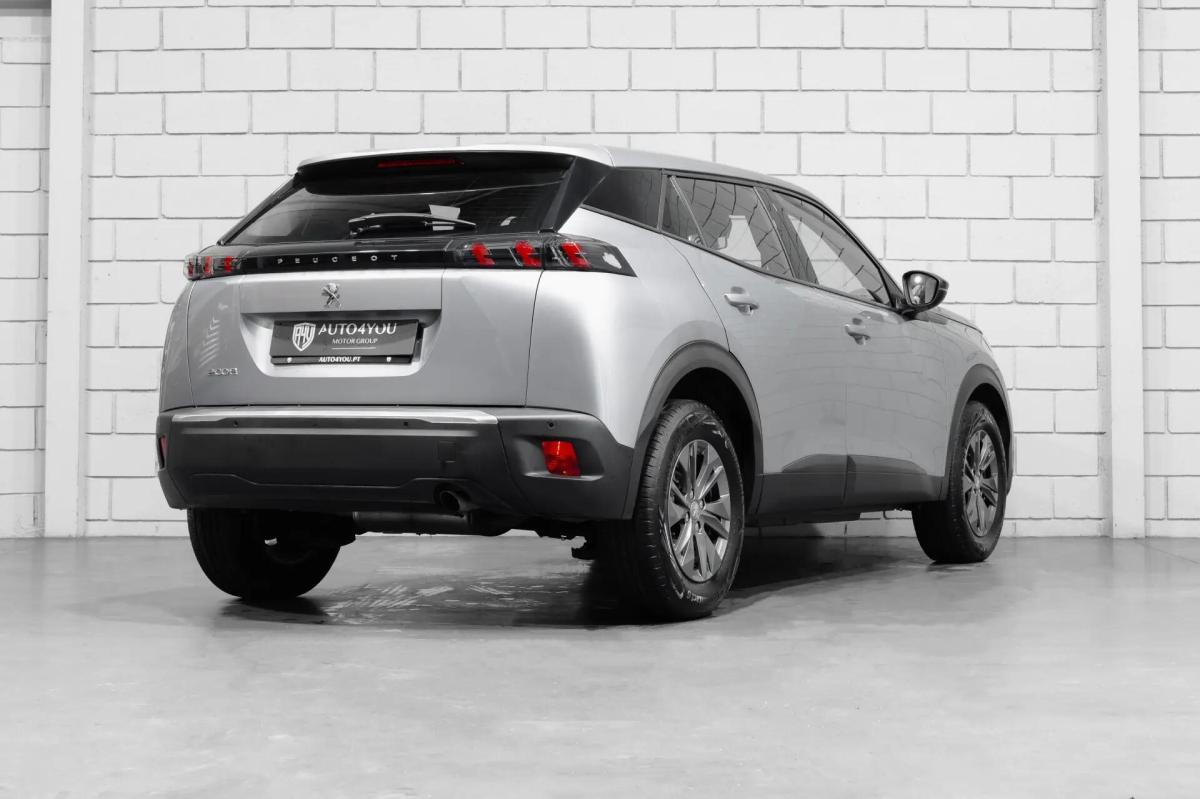 peugeot-2008-2022-gasolina-1199cc