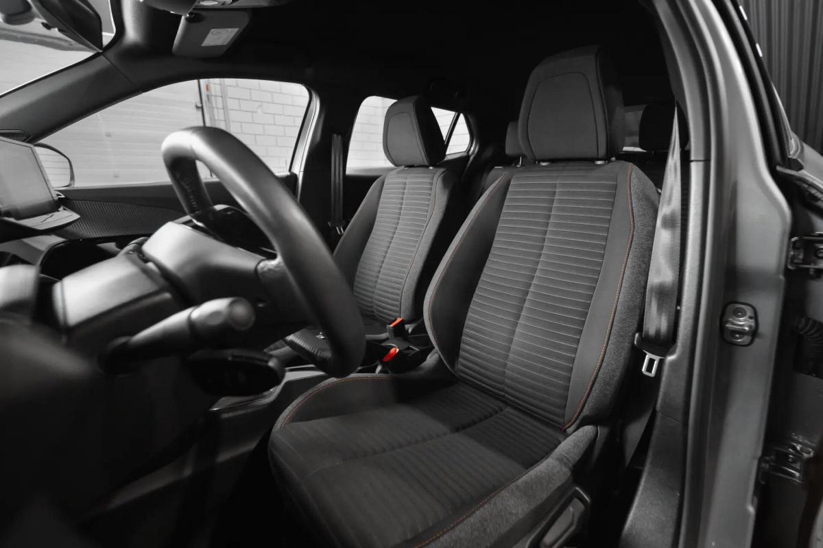 peugeot-2008-2022-gasolina-1199cc