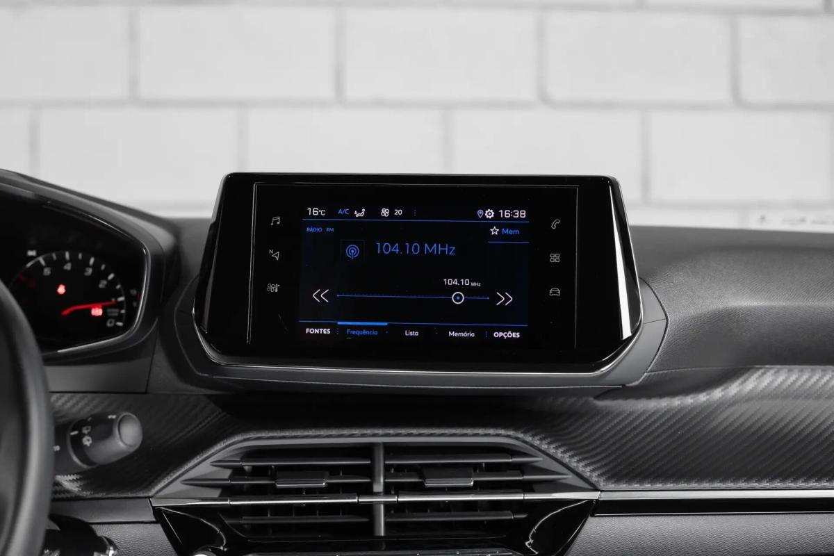 peugeot-2008-2022-gasolina-1199cc