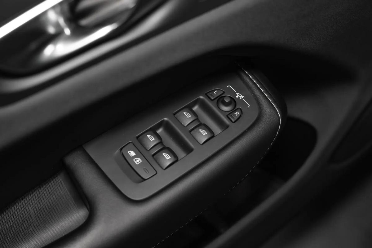 volvo-xc60-2024-hibrido-a-gasolina-1969cc