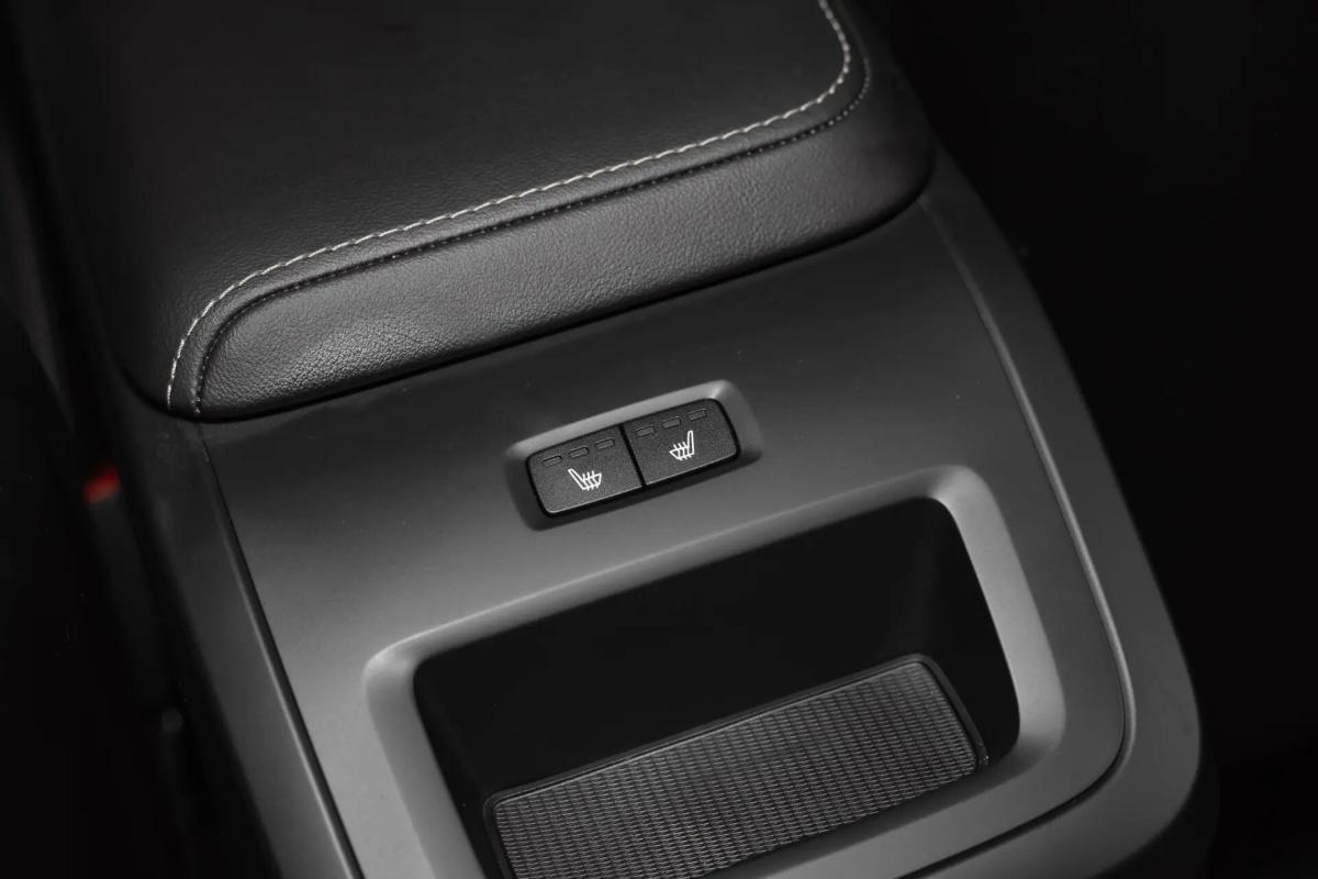 volvo-xc60-2024-hibrido-a-gasolina-1969cc
